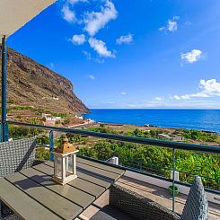 Vakantiehuis Zweitstöckiges Ferienvilla mit Terrassen, Pool