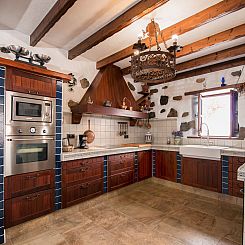Vakantiehuis Exklusives Landhaus mit Garten und überdachter