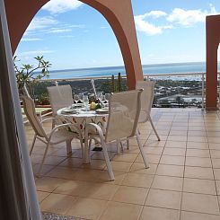 Appartement Luxuriöse Ferienwohnung mit Sonnenterrasse