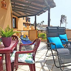 Appartement Schöne Ferienwohnung mit Terrasse und Meerblick