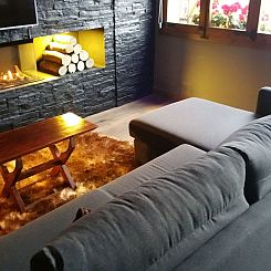 Appartement Appartement 'Borredà' mit Kaminofen