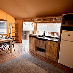 Luxury Lodge