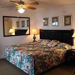 Lake Roy Beach Inn - Winter Haven