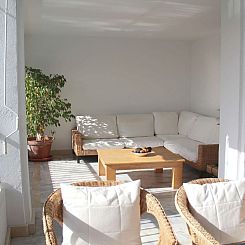 Appartement mit Terrasse, Pool und Garten