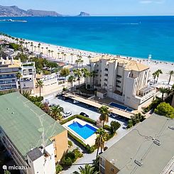 Appartement aan het strand van Albir