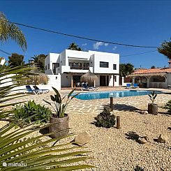Prive Villa (10p) nabij het strand
