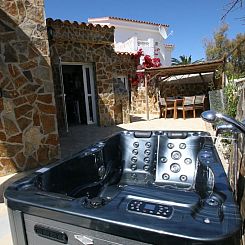 Vakantiehuis in Dénia mit Privatem Whirlpool