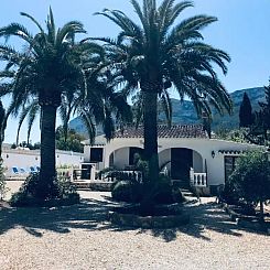 Tres Palmas