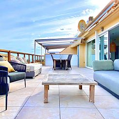 Penthouse Seven Oceans