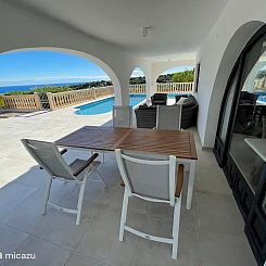 Casa Algarrobo