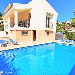 Villa Nova in Moraira met zeezicht