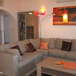 Gran Villa Beniarres met zeezicht