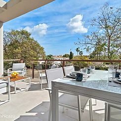 Golden Star - Close to the beach
