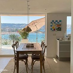 PENTHOUSE AAN  HET STRAND