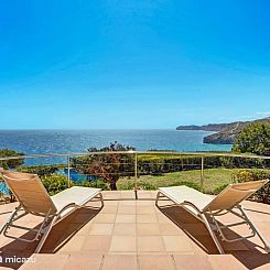 Luxe Privé villa met zeezicht