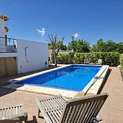 Vakantiehuis Chalet "Casa El chorro" mit eigener Bar und Gri