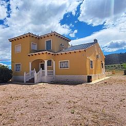 Vrijstaande woning in La Romana