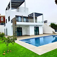 Vrijstaande woning in Rojales