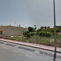Kavel in Daya Nueva