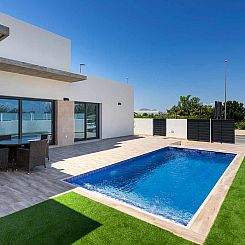 Geschakelde woning in Daya Nueva