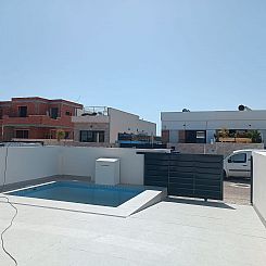 Vrijstaande woning in Daya Nueva