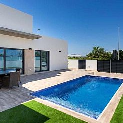 Vrijstaande woning in Daya Nueva