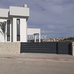 Vrijstaande woning in Algorfa