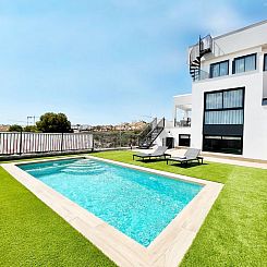 Vrijstaande woning in Algorfa