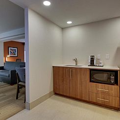 Holiday Inn Express Voorhees/ Mt. Laurel, an IHG Hotel