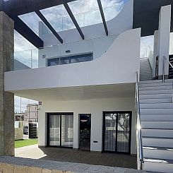 Geschakelde woning in Orihuela