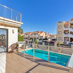 Geschakelde woning in Orihuela