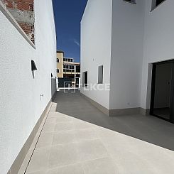 Vrijstaande woning in Almoradí