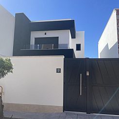 Vrijstaande woning in Almoradí