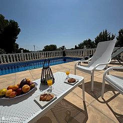 Villa Savina: Uitzicht op zee en tuin