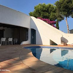 Casa Amarilla