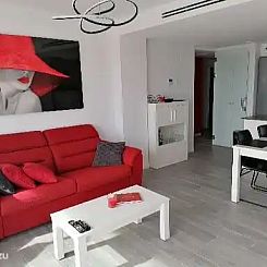 CASA  BELLA