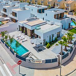 Geschakelde woning in El Campello
