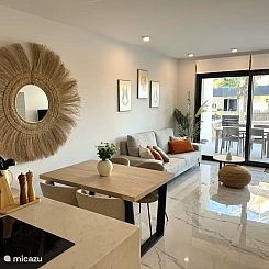 Luxe apt Torrevieja zwembad