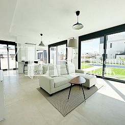 Chalet in Alicante