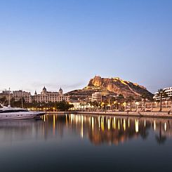 Appartement APART. GRANDE Y LUMINOSO EN EL CENTRO DE ALICANT