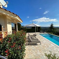 Villa Rock Top