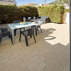 Appartement Ferranelles mit großer Terrasse