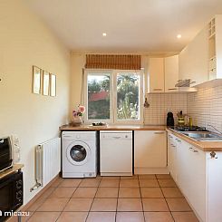 Apartement 2 met zwembad in de tuin
