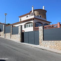 Casa Mojo