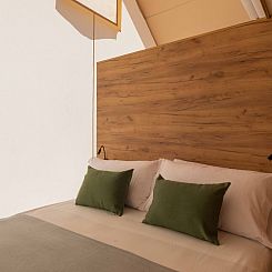 Glamping Couple + sanitair