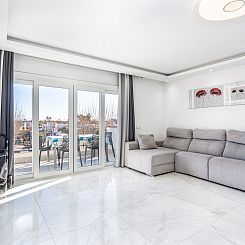 Appartement WELCS APARTAMENTO 048 EMP con Terraza y Vistas
