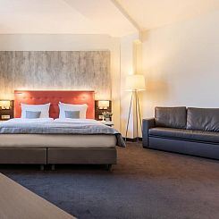 Select Hotel Berlin The Wall