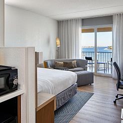 Courtyard by Marriott St. Petersburg Clearwater/Madeira Beac