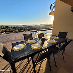 Villa Mare Nostrum (12 p.) zeezicht