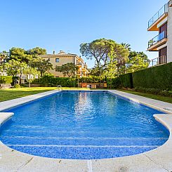Appartement WELCS APARTAMENTO 155 PDA con piscina